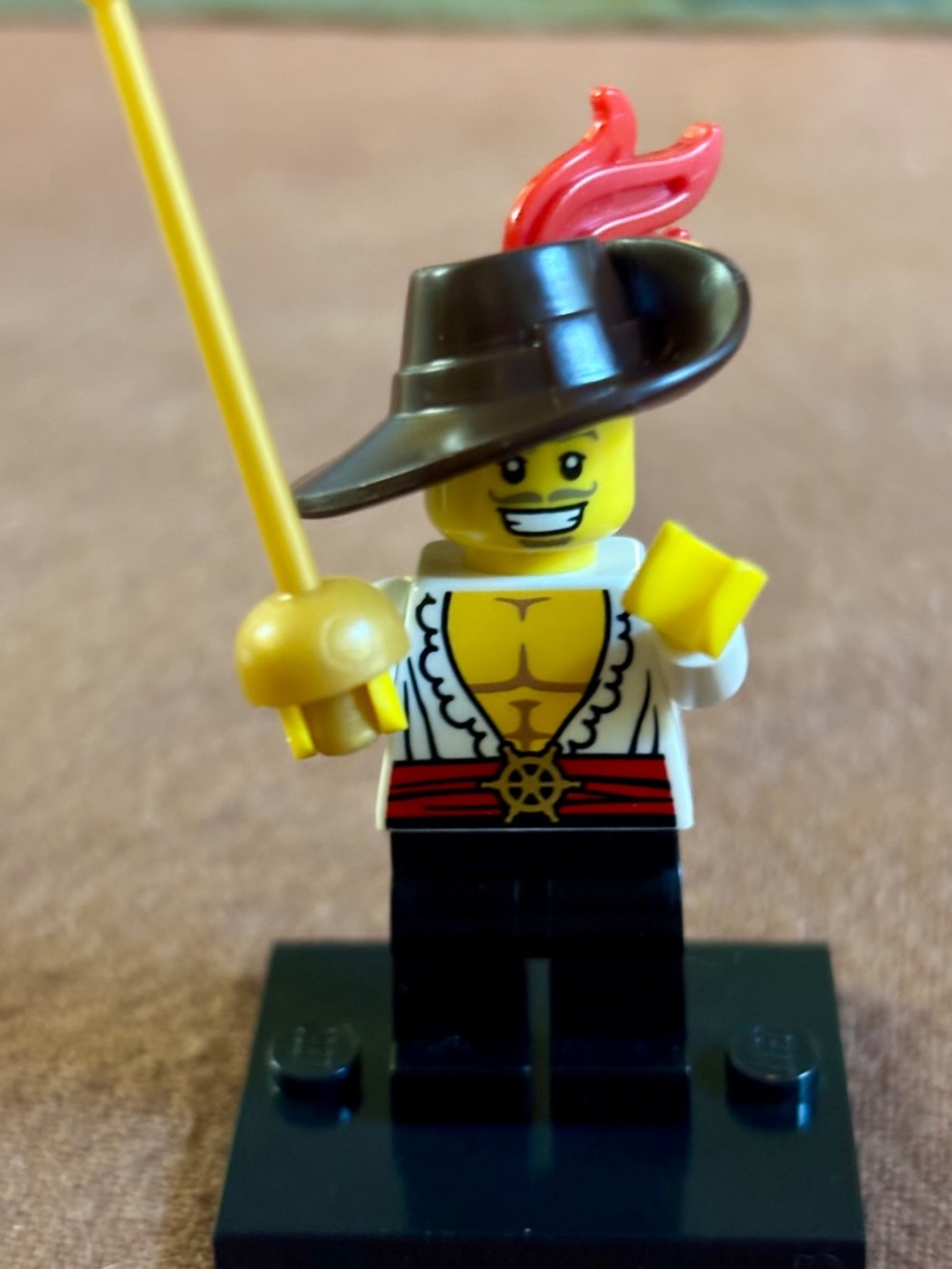 LEGO SERIES 12 "Swashbuckler" col191 with Stand, Pamphlet & Accessories.